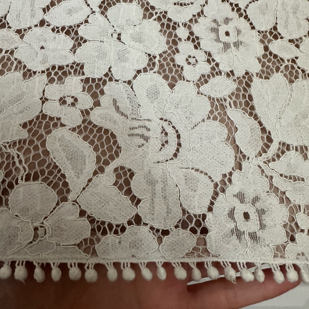 Vince Camuto Cream Floral Lace Dress - Picture 10 of 14
